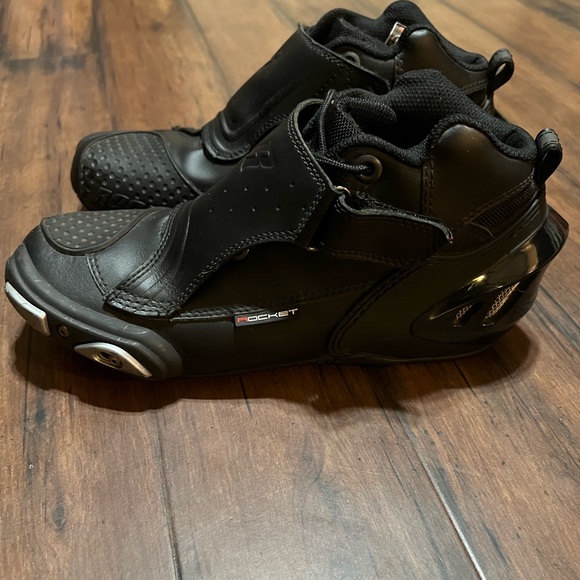 Joe Rocket Velocity V2X Black mid height Riding Boots size 9 - Picture 2 of 6